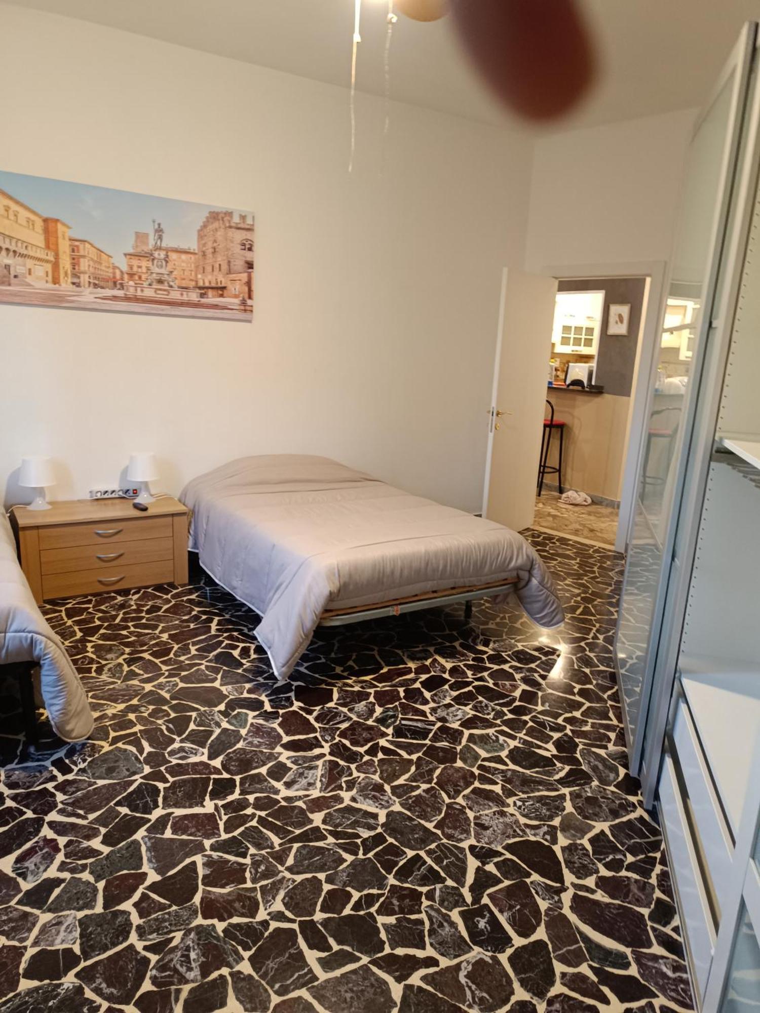 Elegante Appartamento 90 Mq Zona Corticella Fiera Bologna Exteriör bild